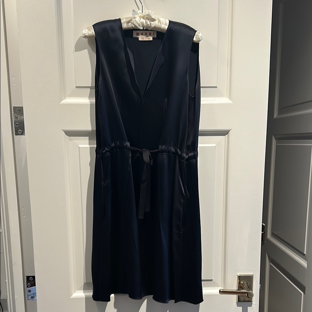 Marni Navy Drawstring Silk Sleeveless Dress with Slit Pockets. Size Woman’s M